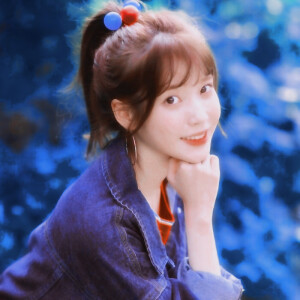 
：我的浅褐绿色

图源许桀