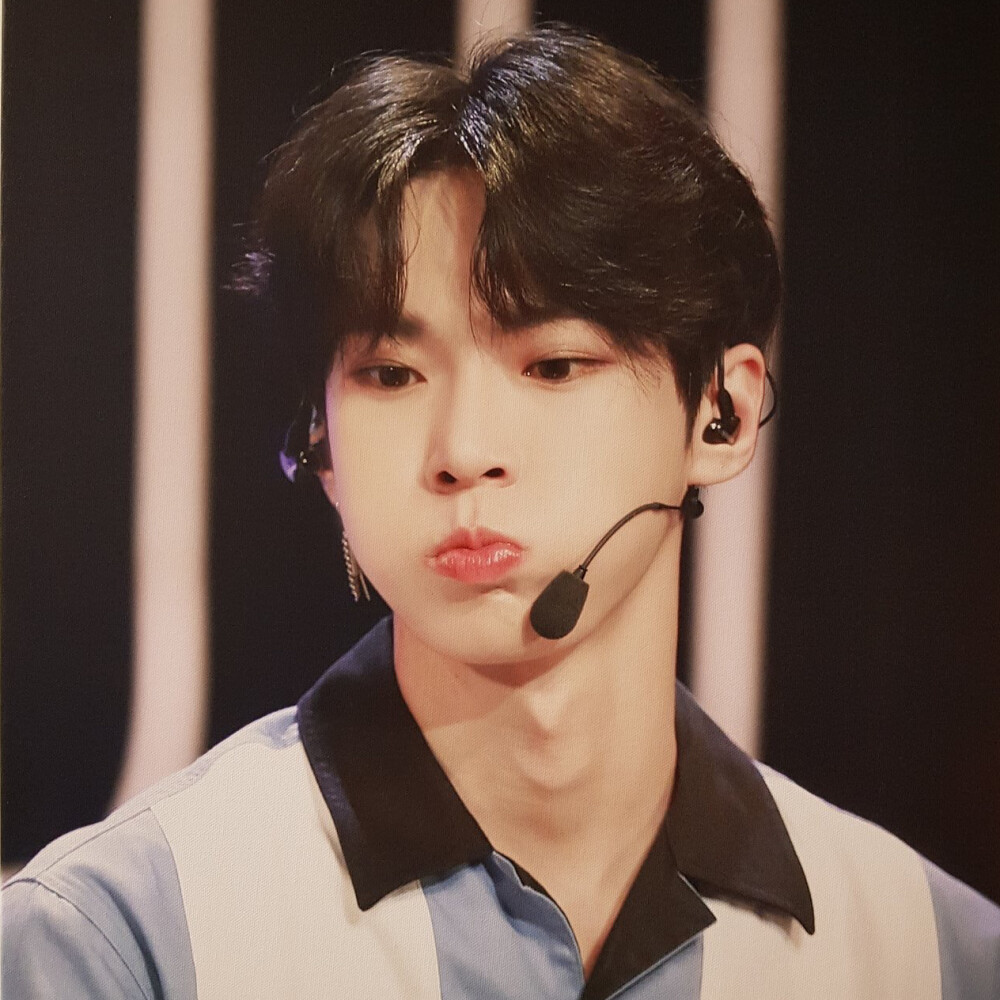 金道英doyoung