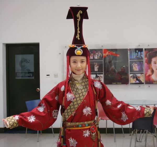 
李倩 饰 陶芊芊