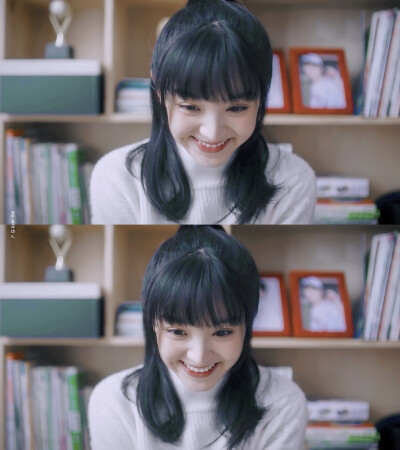 田曦薇｜黄橙子
cr.可爱没边儿