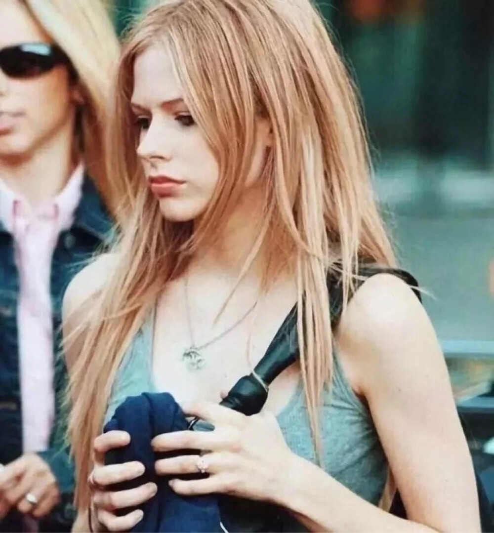 Avril Lavigne 艾薇儿 女神