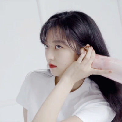 改自陈泱然。
孙千。