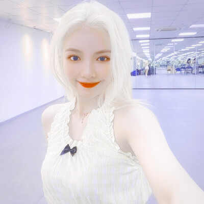•小皮筋给谁•
许杨玉琢
注明裴小允