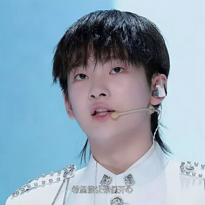 周震南可二改图
二改注明姚一涵