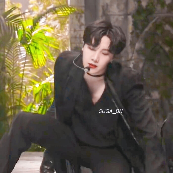 【Black Swan】
〈BTS〉 ©边溺