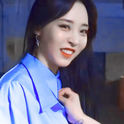 ·文 星 伊 Ⅱby宋允纾
‘ 希望好心情每天都能正常营业。