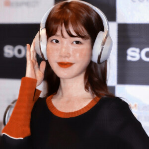       ☞
           /兰色/耳机/少女时代/毕业