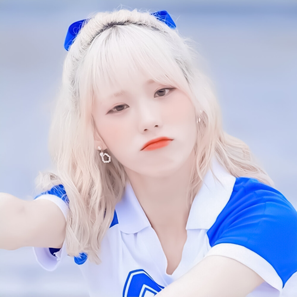 ·李LUDA