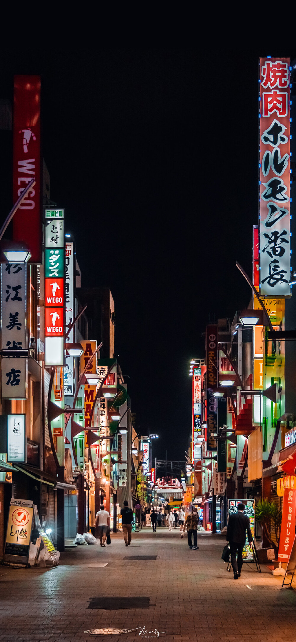 夜晚街头高清壁纸