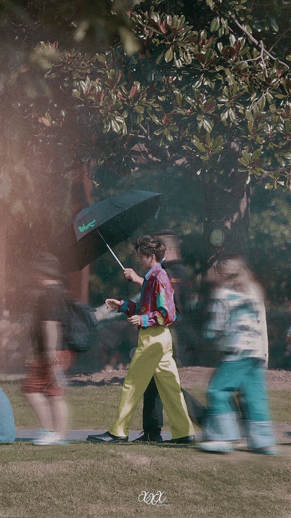 刘雨昕
刘雨昕壁纸
尼龙杂志拍摄