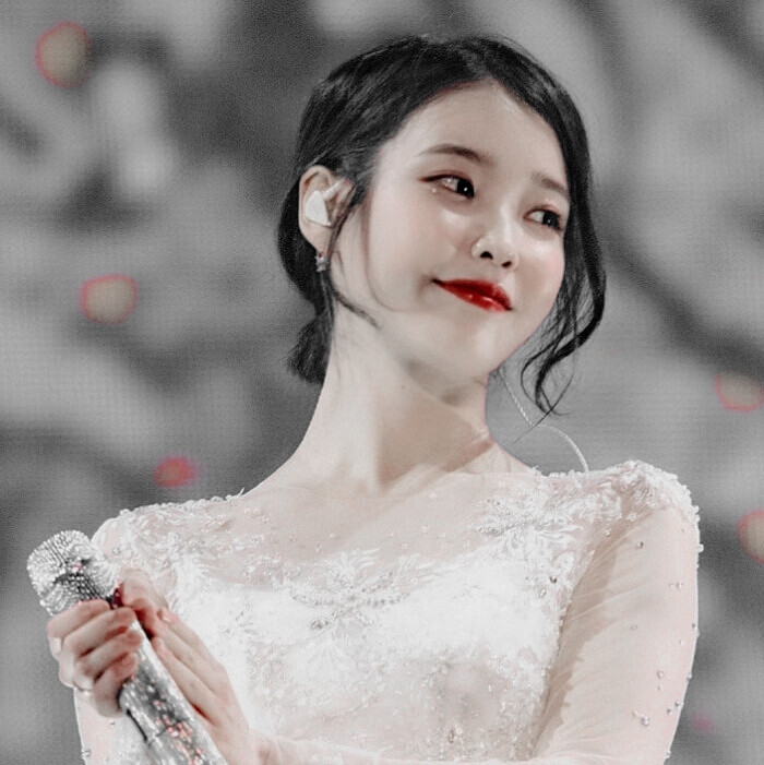 栗叻熊乳
cr.moonlight_iu
背景林燃