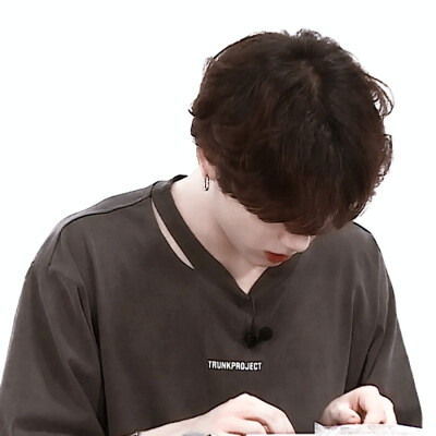 原_陈恩
好像是姐姐写的情书哦。