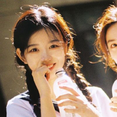 闺蜜头像无水印#
#慢慢来吧 说不定最后还是我们#