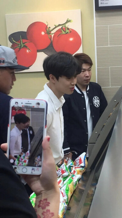 生图｜依旧帅哥