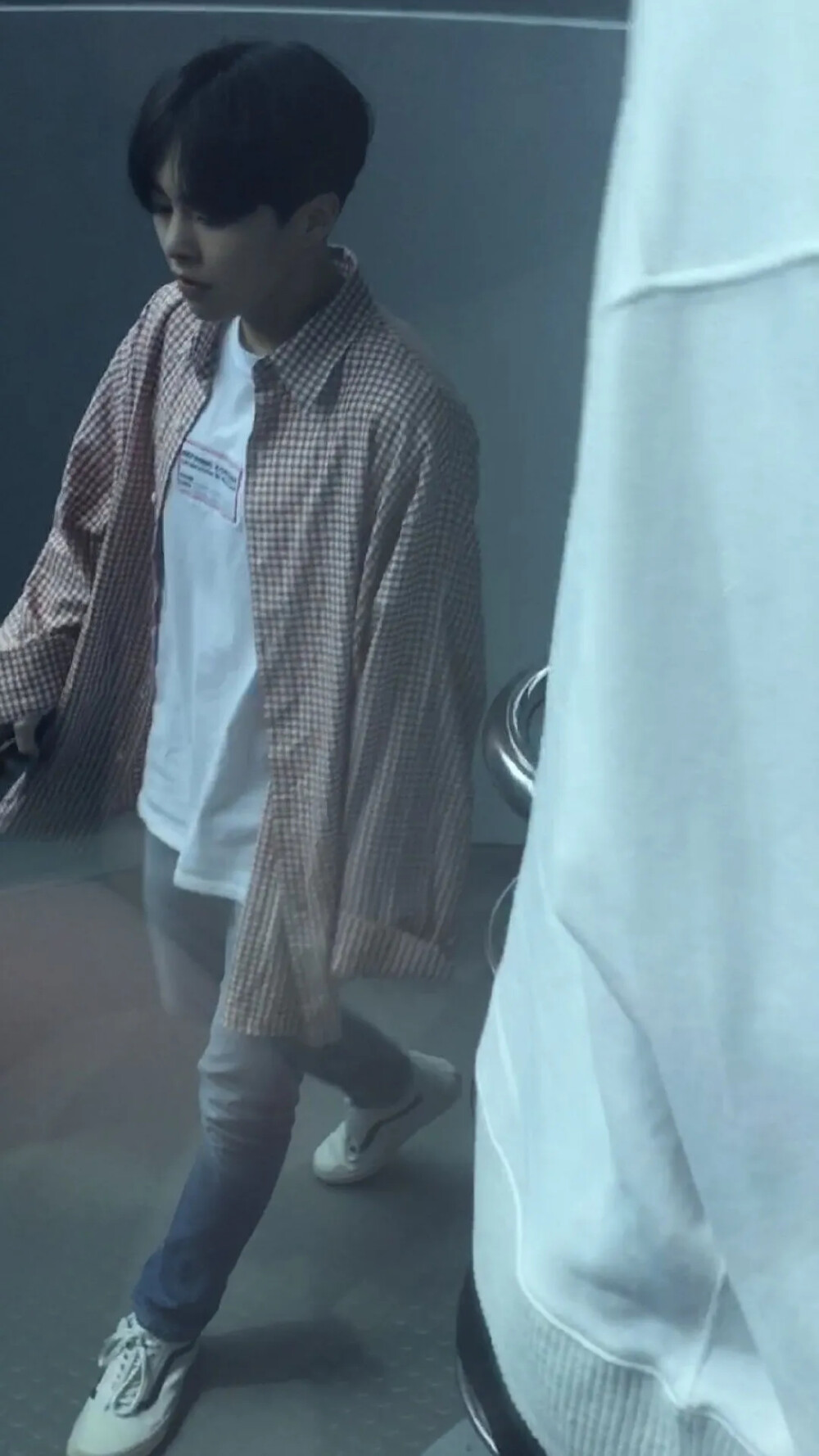 生图｜依旧帅哥