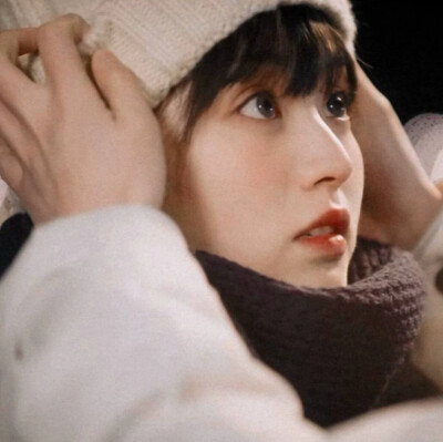 ᴵ ᵏᵉᵖᵗ ᵃ ˢᵉᶜʳᵉᵗ ᶠʳᵒᵐ ᵗʰᵉ ᵘⁿⁱᵛᵉʳˢᵉ / ᵘⁱᵉᵗˡʸ ᵗʰᵒᵘᵍʰᵗ ᵃᵇᵒᵘᵗ ʸᵒᵘ.
我瞒着宇宙山河/悄悄想了你一下。
©️清夏十五_