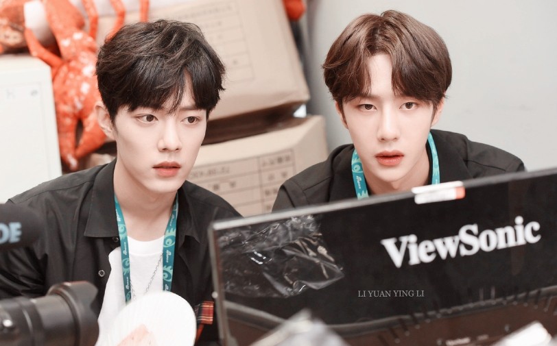 BJYXSZD♡.
阿西吧阿西吧！！！