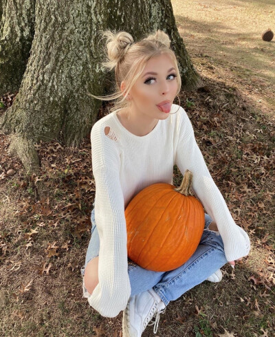 *loren gray*pumpkin~