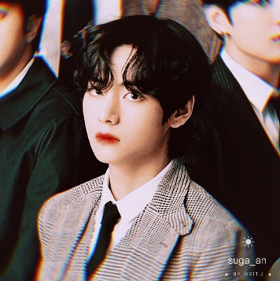 “民国时期不敢说爱你。”