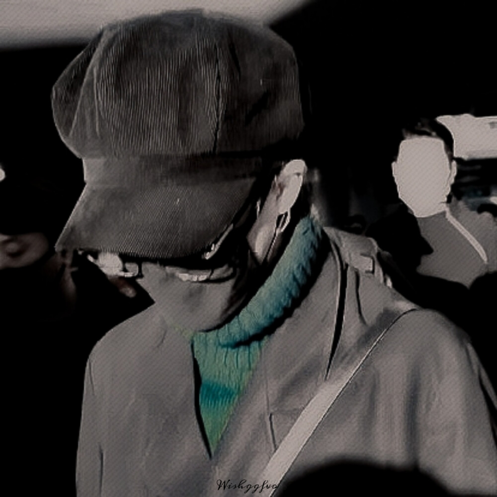  朴首席X青梅竹马妹妹
因跳《I NEED U》而轰动整个世界的朴首席于今日回国
记者:“请问朴智旻先生，您为什么要回国发展啊？“只见朴智旻眼角上扬，对着镜头说
“糖糖，我回来了”
原截©不吃k