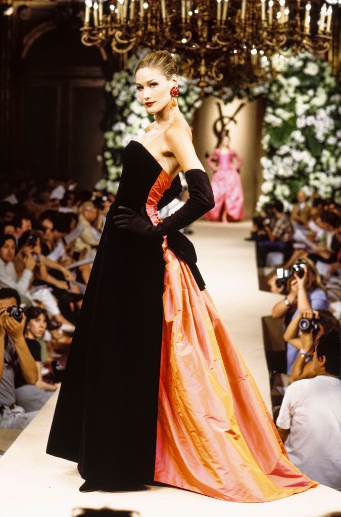 Yves Saint Laurent - Haute Couture - Runway Collection - Women Fall Winter 1995 