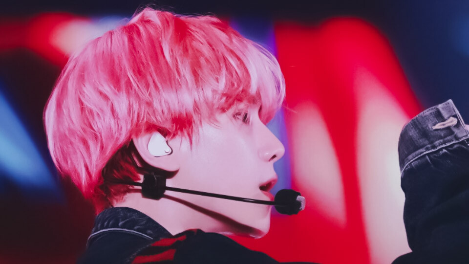 「橙光素材」边伯贤
使用看专辑简介