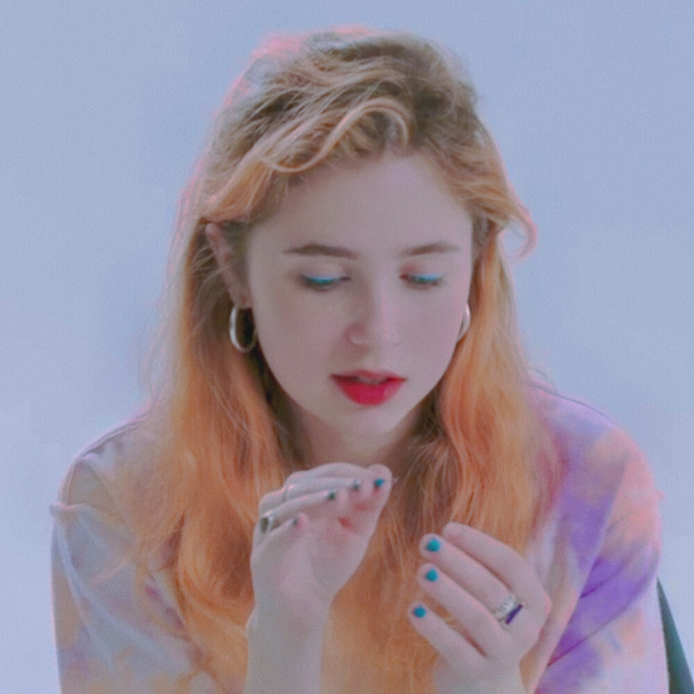 Clairo
