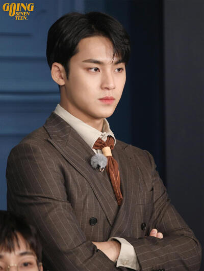 going相关
崔胜澈 尹净汉 洪知秀 文俊辉
权顺荣 全圆佑 李知勋 徐明浩
金珉奎 李硕珉 夫胜宽 崔韩率
李灿