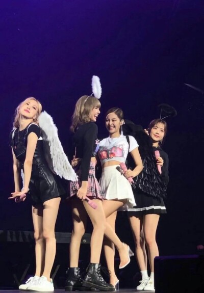 BLACKPINK的全员壁纸
