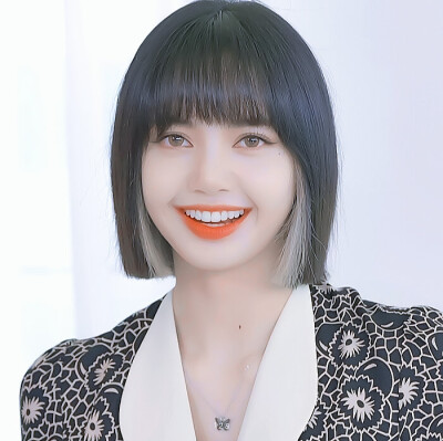 -风停在窗边嘱咐你要热爱这个世界.
-Lisa
-原截江纪然