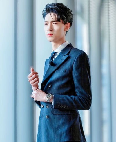 老秦 西服 - 堆糖，美图壁纸兴趣社区
