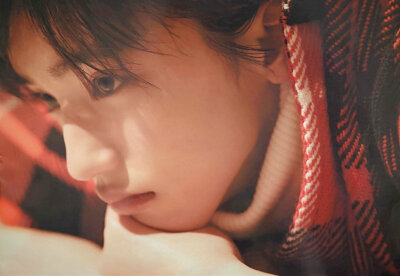 星が星の夜に隠れています。まだ寝ていない人がいます。海にはあなたへの思いが隠れません。