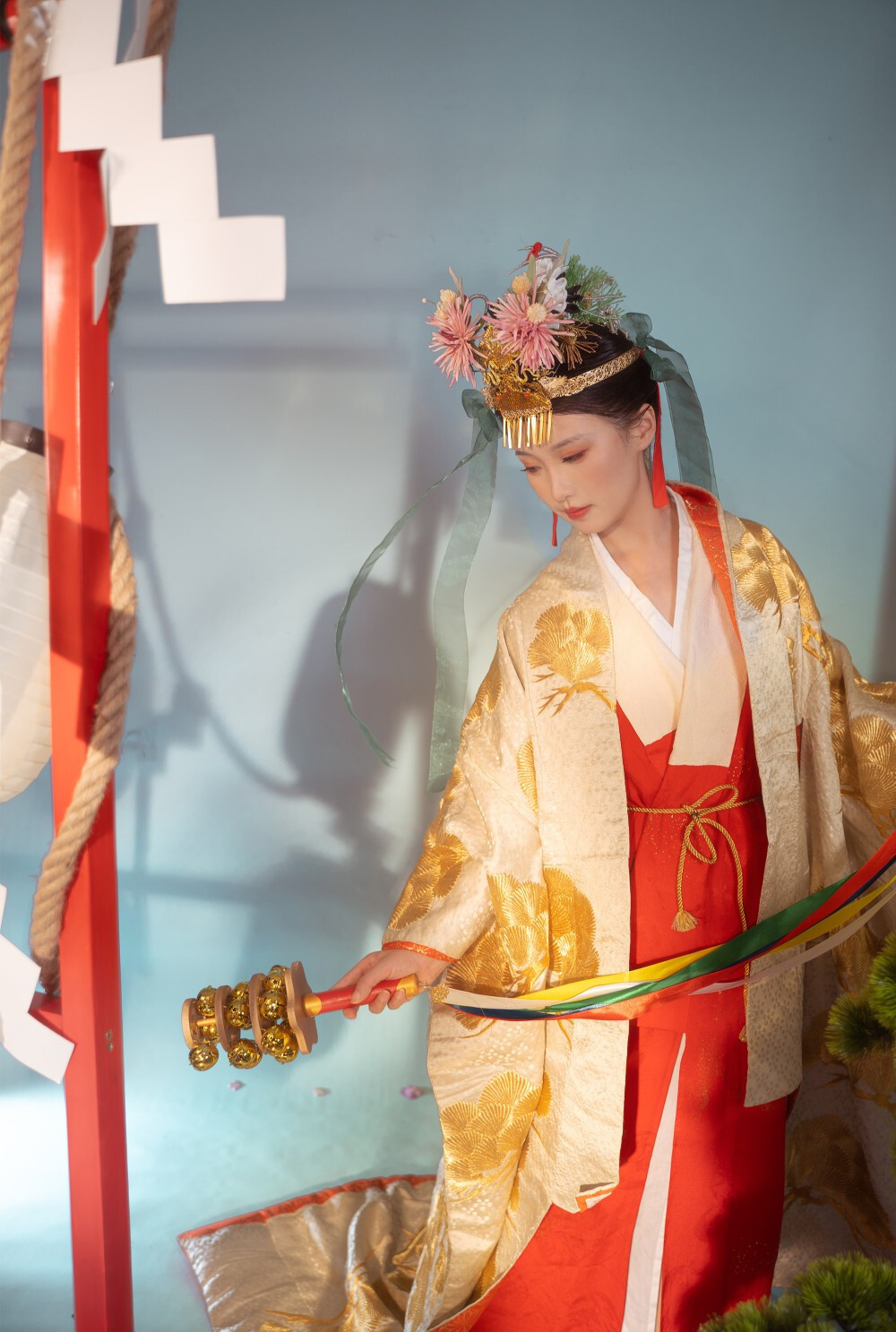 我 妆出镜:@雅依saya&nbsp; 老师@小何力&nbsp;@成都临溪摄影&nbsp