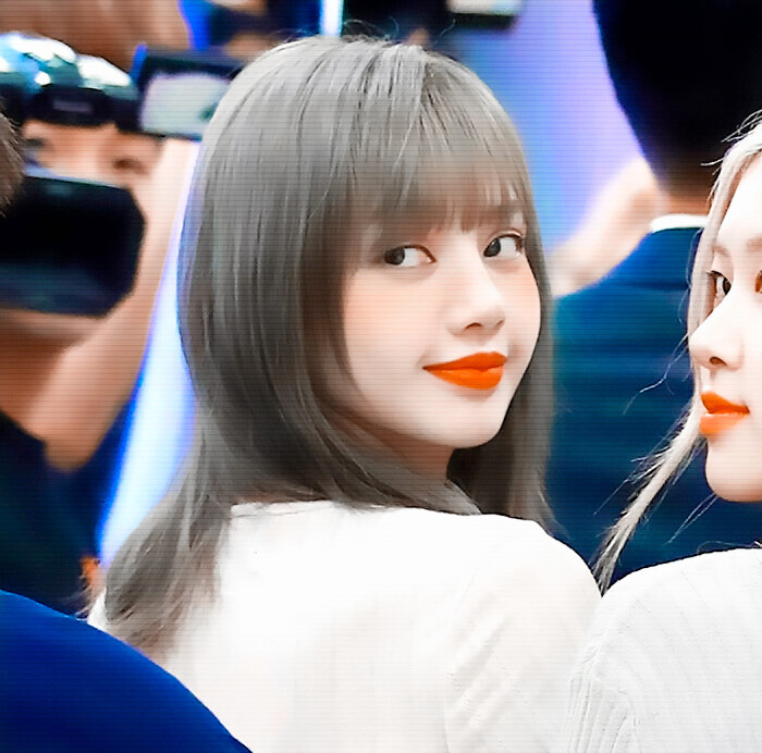 Lisa×Rosé朴彩英
cr.Firstlove_rose