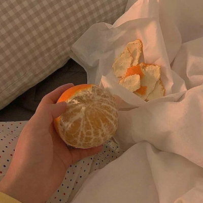 暧昧啊，就想自己谈了一场经久弥散的恋情。