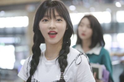 OH MY GIRL 柳諟我YOOA