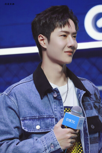 201012 饿了么见面会 @UNIQ-王一博 cr:logo