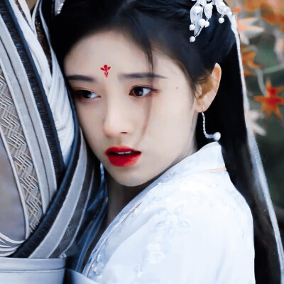 鞠婧祎
二传标注初暻