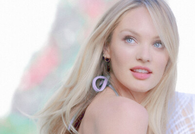 Candice Swanepoel 糖糖
[weibo@--秃--]