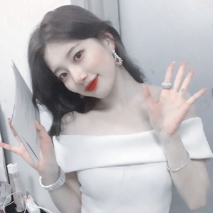 
Suzy 