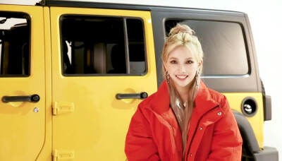 我们去往那星辰之间 如何？
你曾是​我的一生
​你曾是大海一般的存在
——What's your name