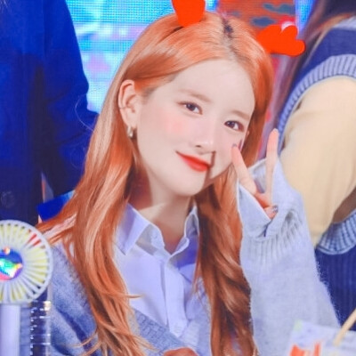 —EXY—╭◜◝ ͡ ◜◝╮
( ˃̶͈◡˂̶͈ ) hi! 大家周五愉快！！
╰◟◞ ͜ ◟◞╯