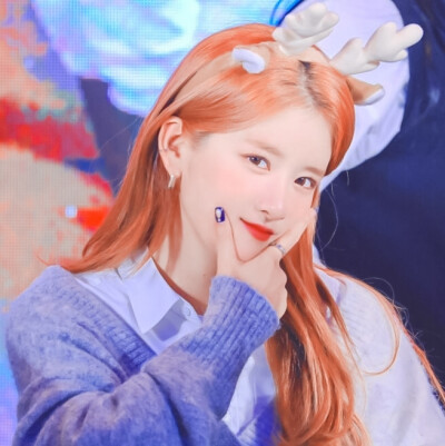 —EXY—╭◜◝ ͡ ◜◝╮
( ˃̶͈◡˂̶͈ ) hi! 大家周五愉快！！
╰◟◞ ͜ ◟◞╯