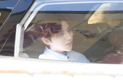 cr:偏遇日记_蔡徐坤
20201011跑男青海录制