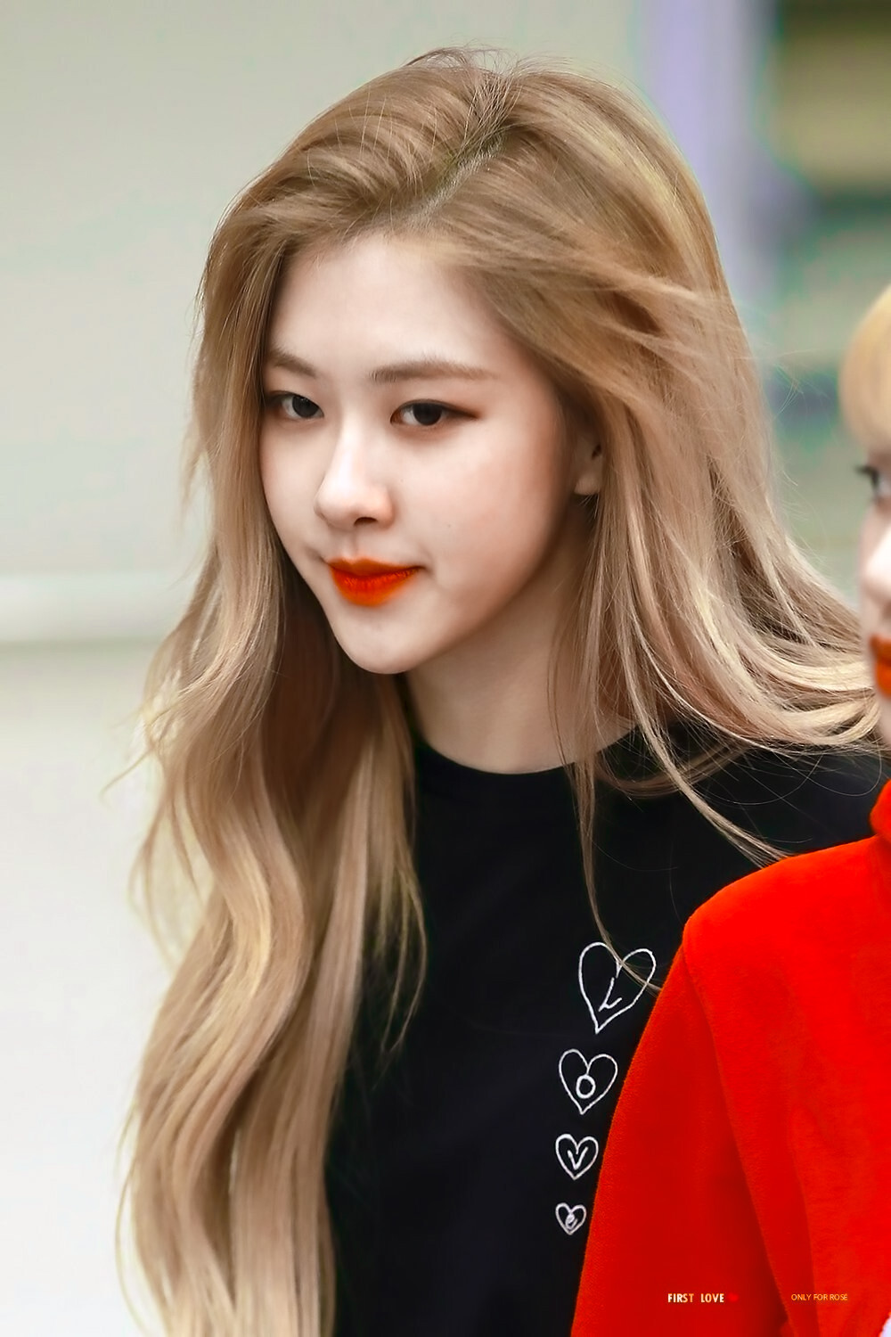 “Roseanne park”^
#许林薇 #优质作品 #作品推广^
规矩都懂昂^
记得礼貌拿图^
原:Firstlove_rose^
风格禁copy^