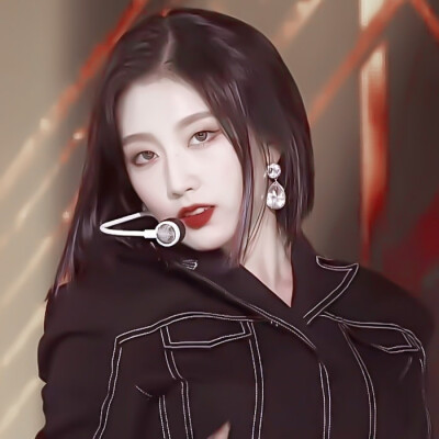 郑叡仁
原截小闵便利店