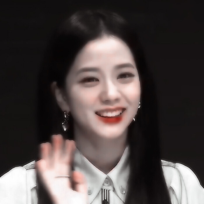 ·. 風が窓に止まって、この世界を愛するようにと言いました//Kim Jisoo