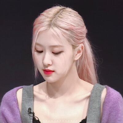 ROSé
pink~rosé ???
?云桃丸尾·