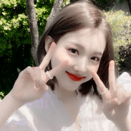 提名-Nayeon