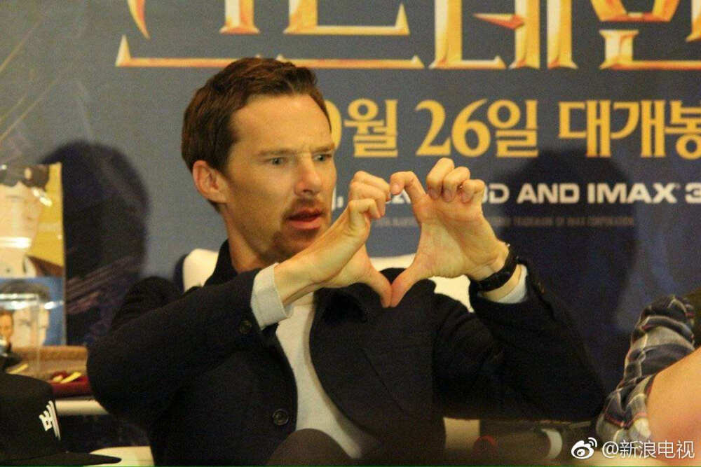 benedict cumberbatch
本尼迪克特康伯巴奇
卷福